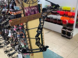 Local archery ranges Montreal buy bows arrows near you